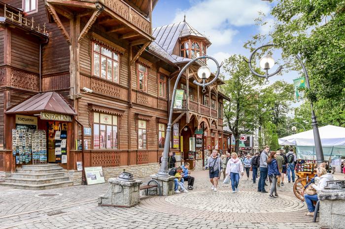 Zakopane – Krupówki zimową porą